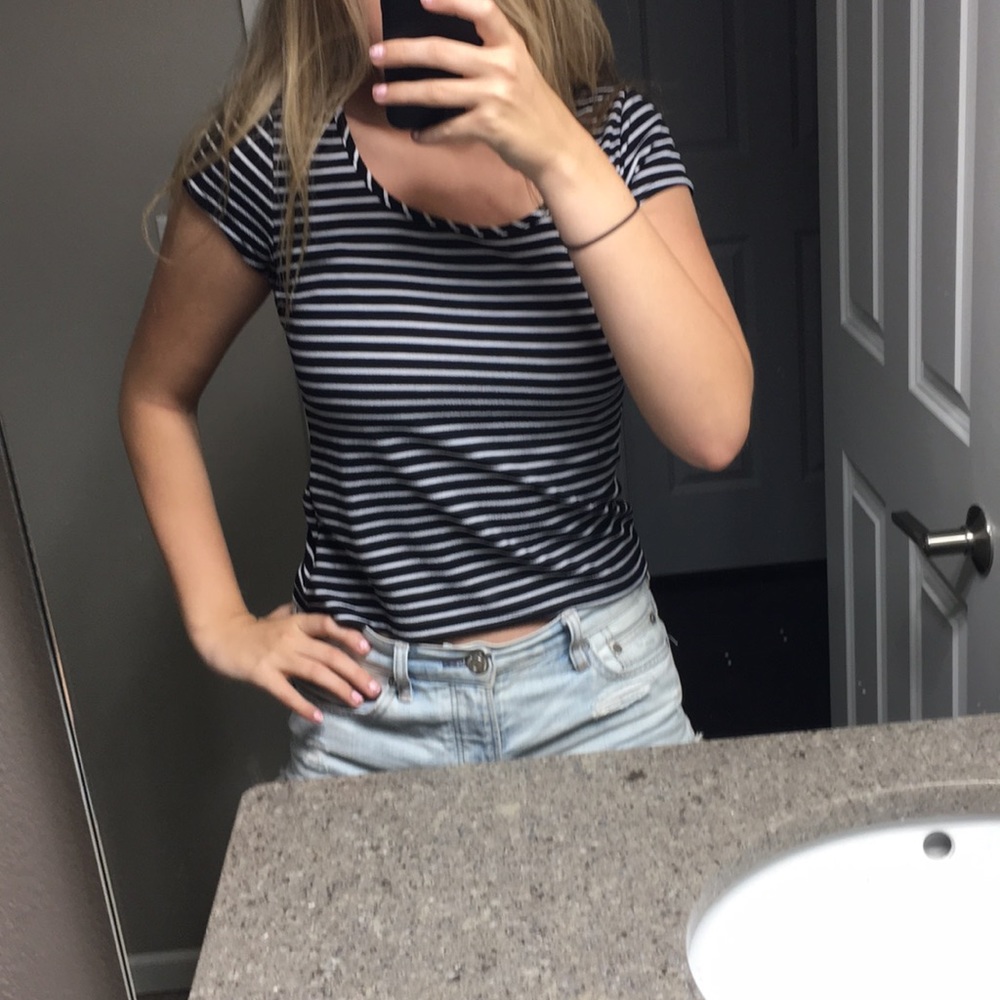 rue 21 black and white stripped Tshirt